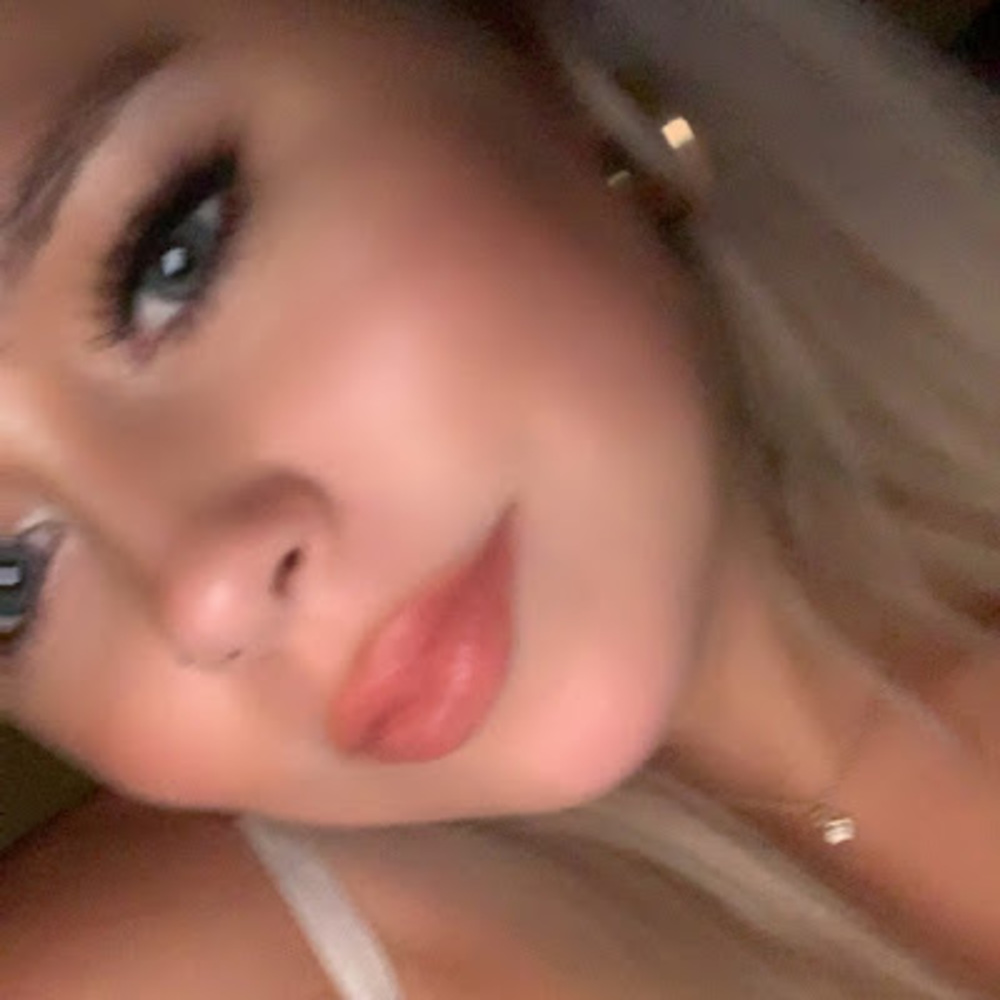 Meet your Posher, Selena
